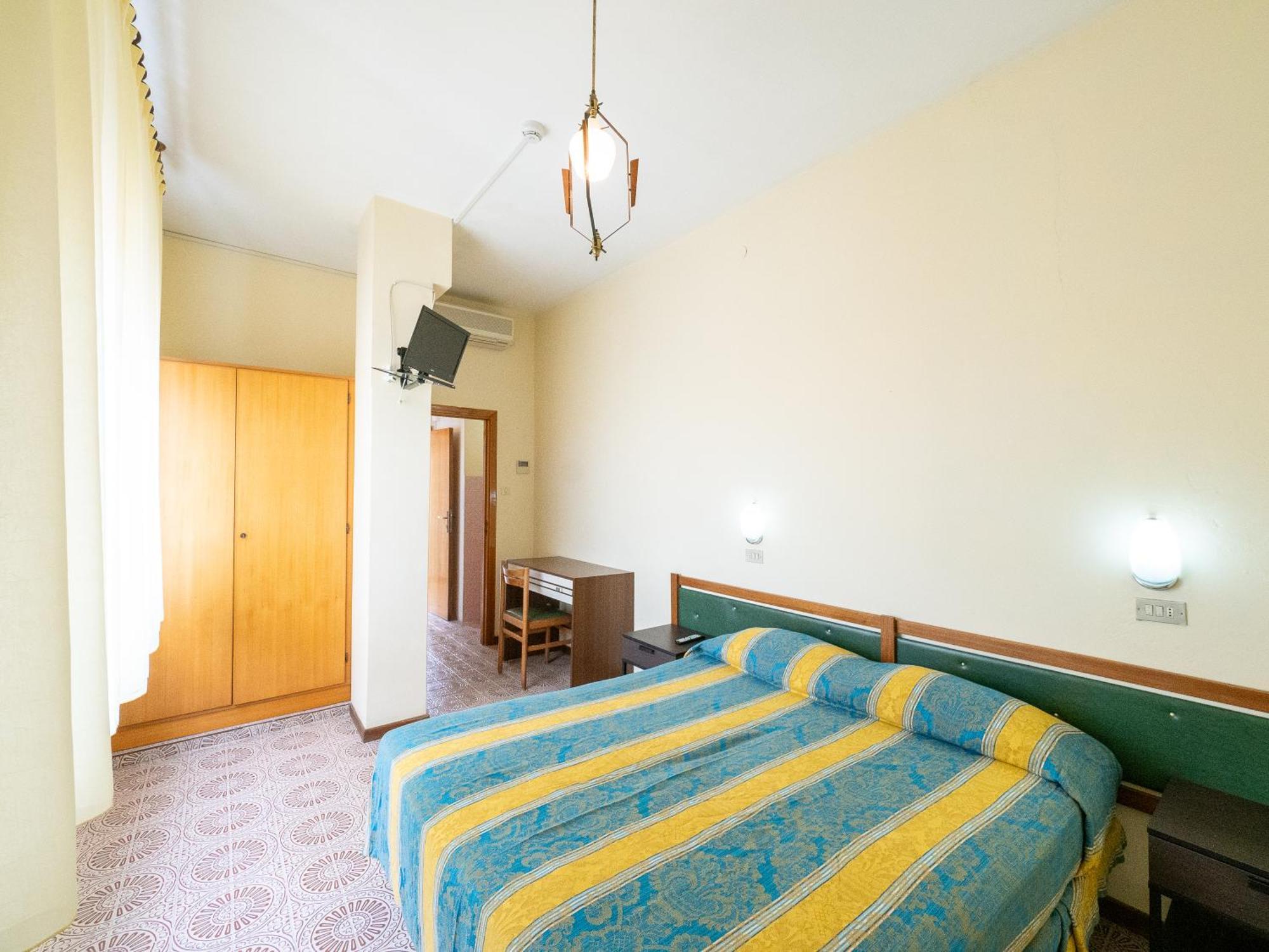 Hotel Blurelda Silvi Marina Exterior photo