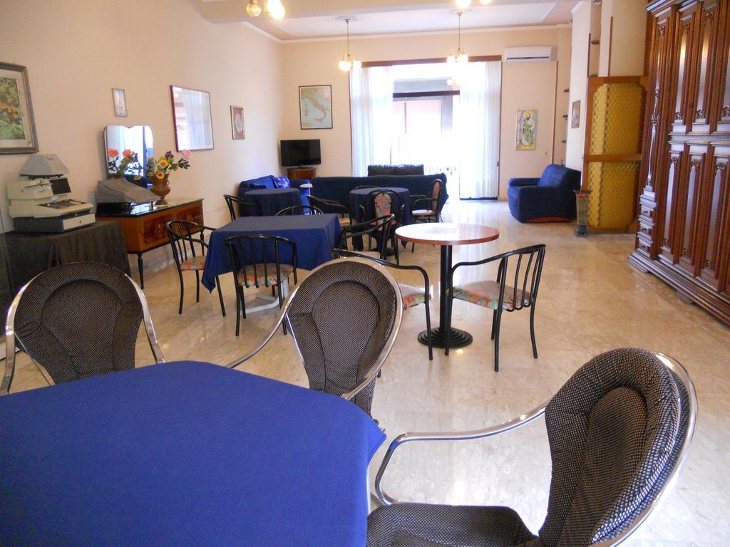 Hotel Blurelda Silvi Marina Exterior photo