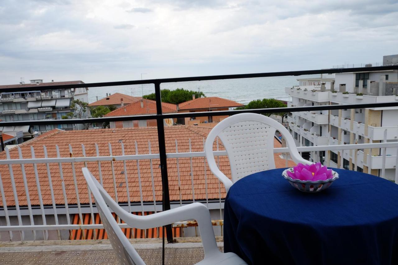 Hotel Blurelda Silvi Marina Exterior photo