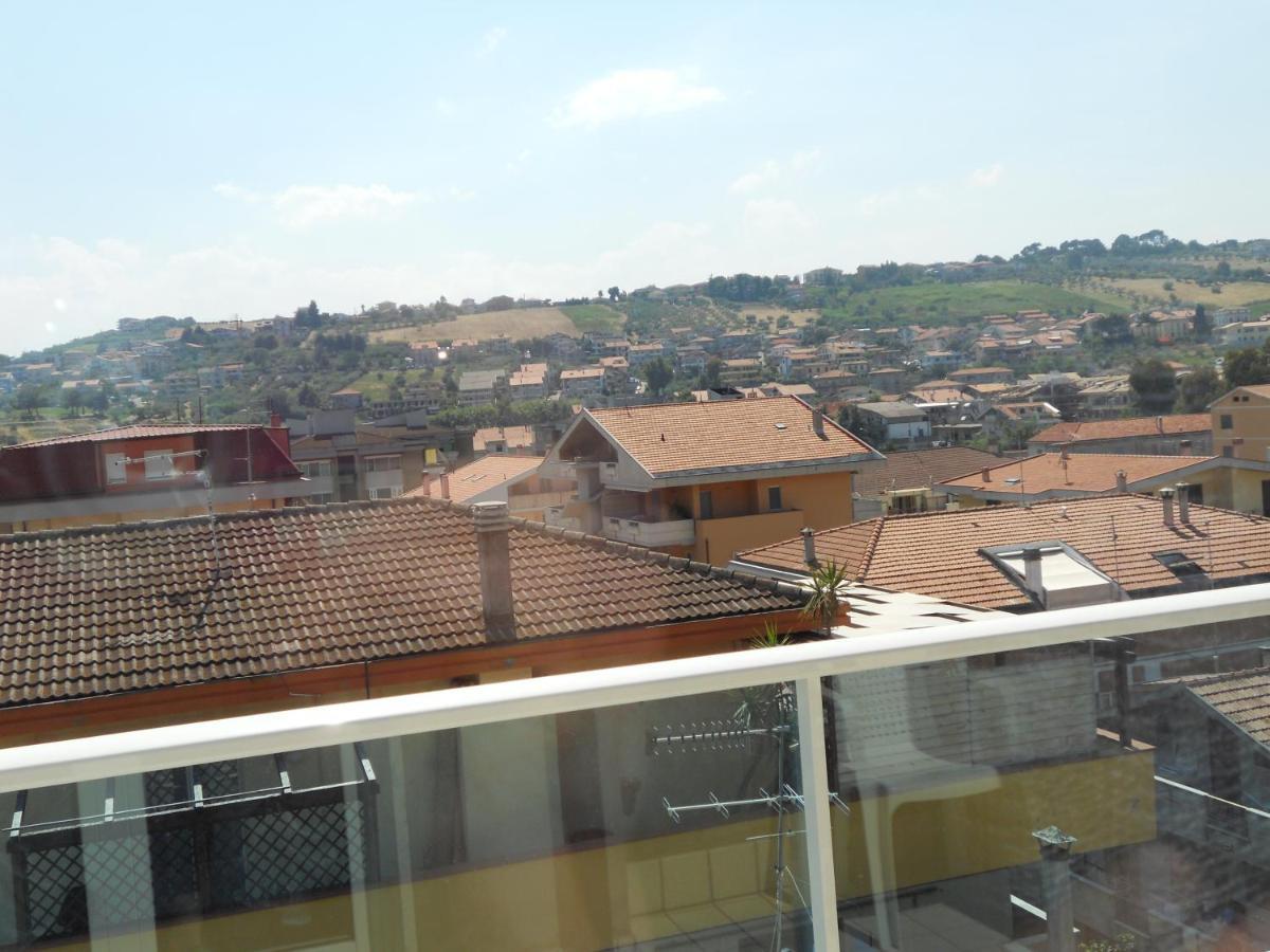 Hotel Blurelda Silvi Marina Exterior photo